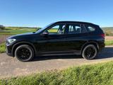 BMW X1 sDrive18i Advantage * 8-fach bereift * Navi