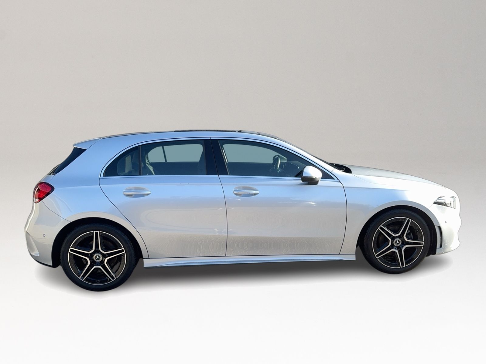 A 200 AMG Line, Navi Premium Paket, PANO, LED Si