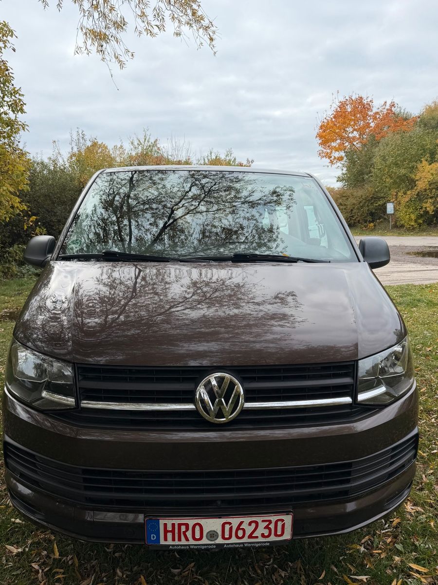 Volkswagen T6 Multivan Trendline 1.Hand 7-Sitzer AHK HU neu imagem 3