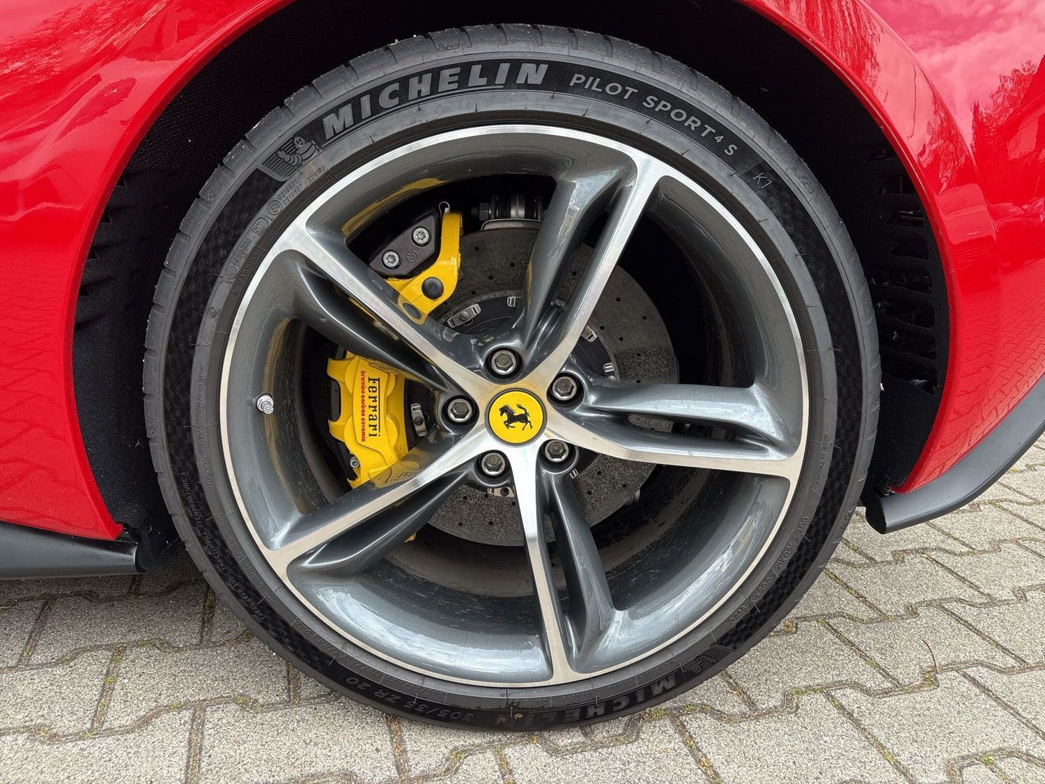 Ferrari 296 GTB ACC LED LIFT DIAMOND RIMS foto 18