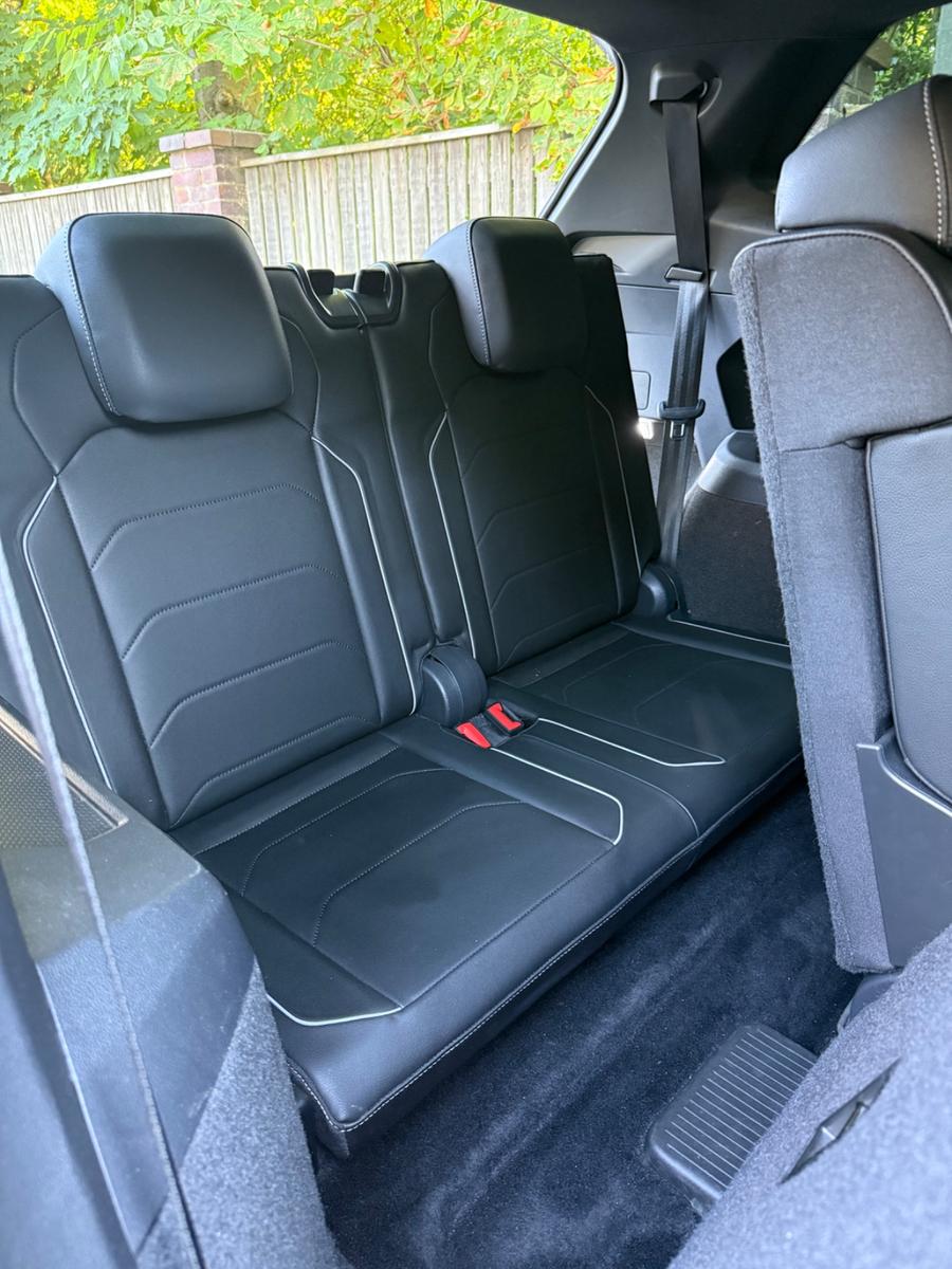 Volkswagen Tiguan Allspace DSG R-line 4MOTION
