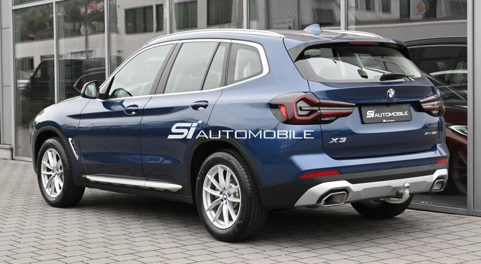 Fahrzeugabbildung BMW X3 xDrive30i °ACC°AHK°STANDHEIZUNG°MEMORY°HUD°