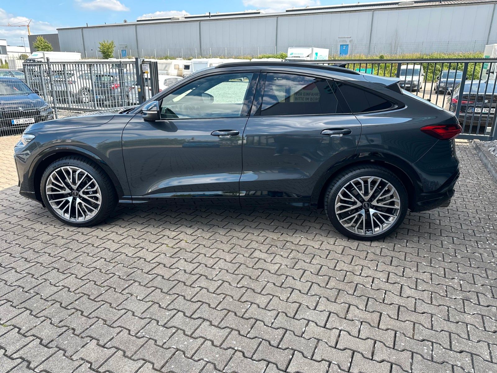 Fahrzeugabbildung Audi SQ5 Sportback quattro edition one AHK