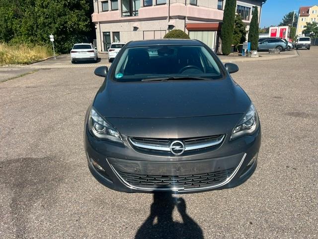 Opel Astra J Lim. 5-trg. Sport