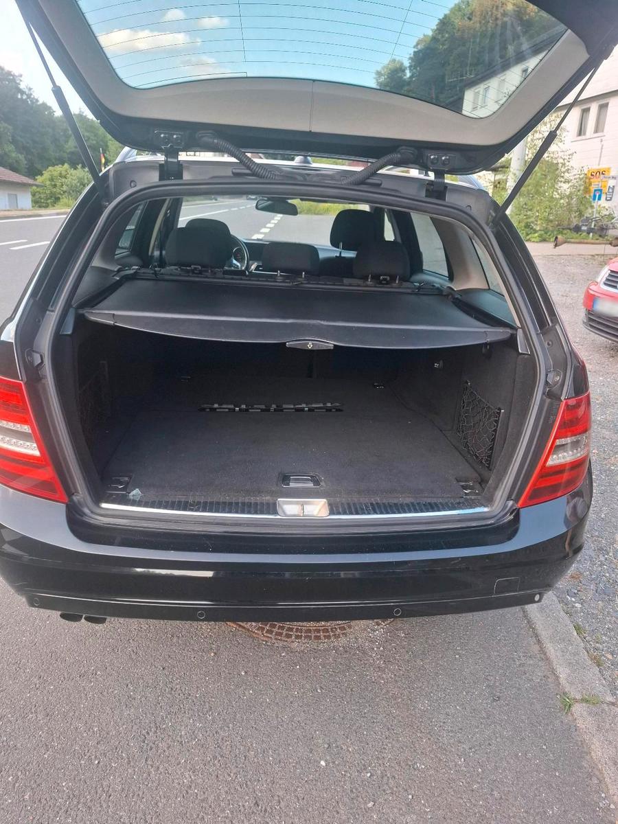 Mercedes-Benz C200 2011 — photo 6