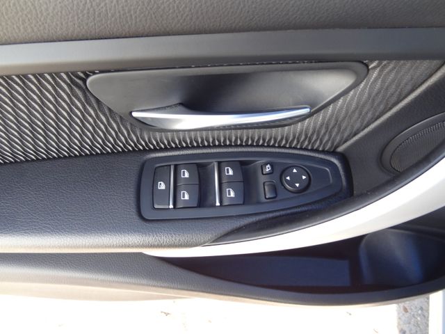 Fahrzeugabbildung BMW 320i Advantage/LED/Navi/84TKM/Automatik/