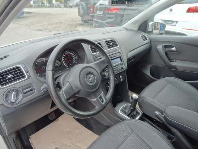 Fahrzeugabbildung Volkswagen Polo V Team/1.Hd/Klima/SitzH/PDC/84.000km/