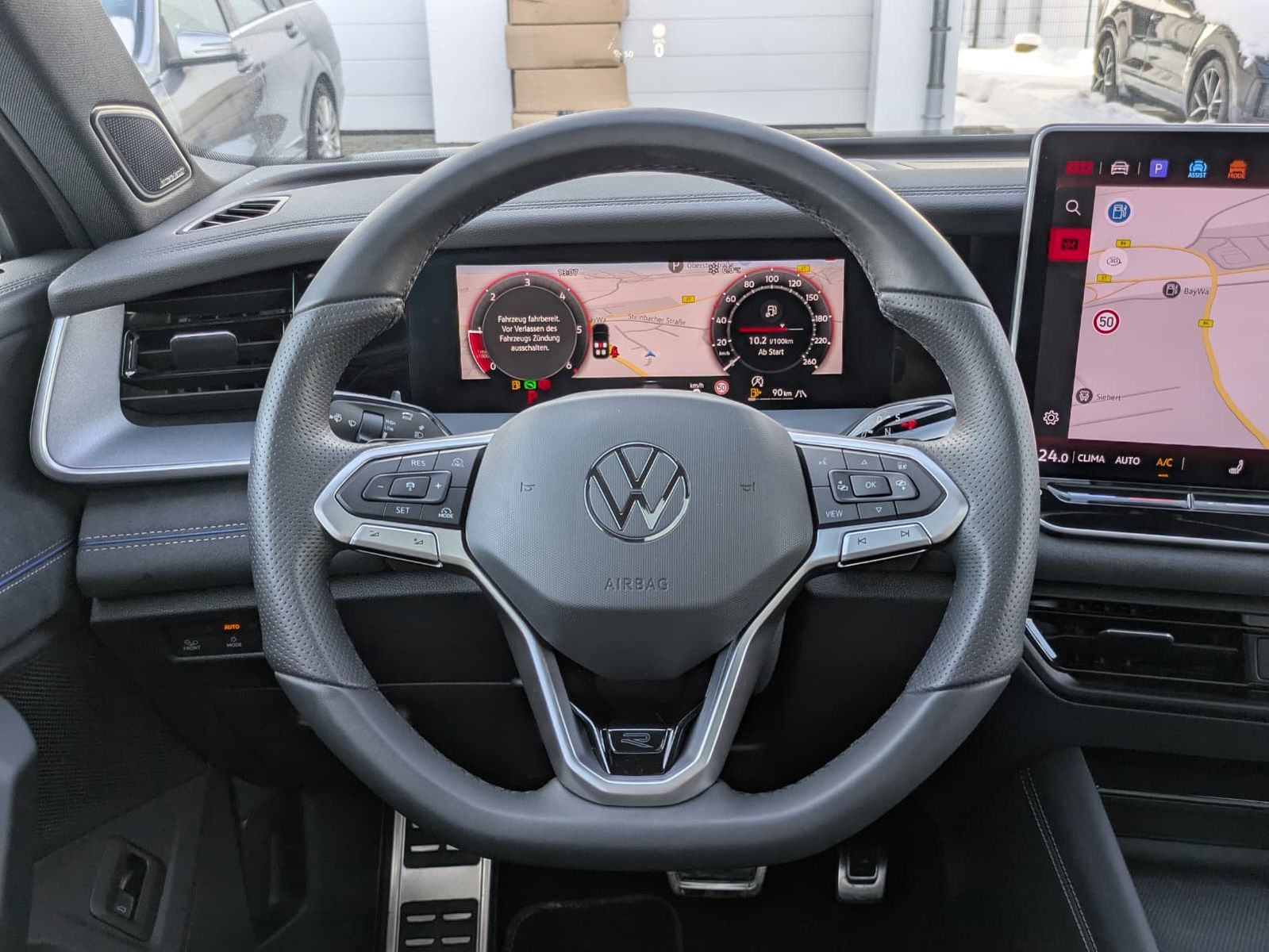 Fahrzeugabbildung Volkswagen Tayron 2.0 TDI 4M R-Line 7Si*MATRIX*AHK*PANO*HUD