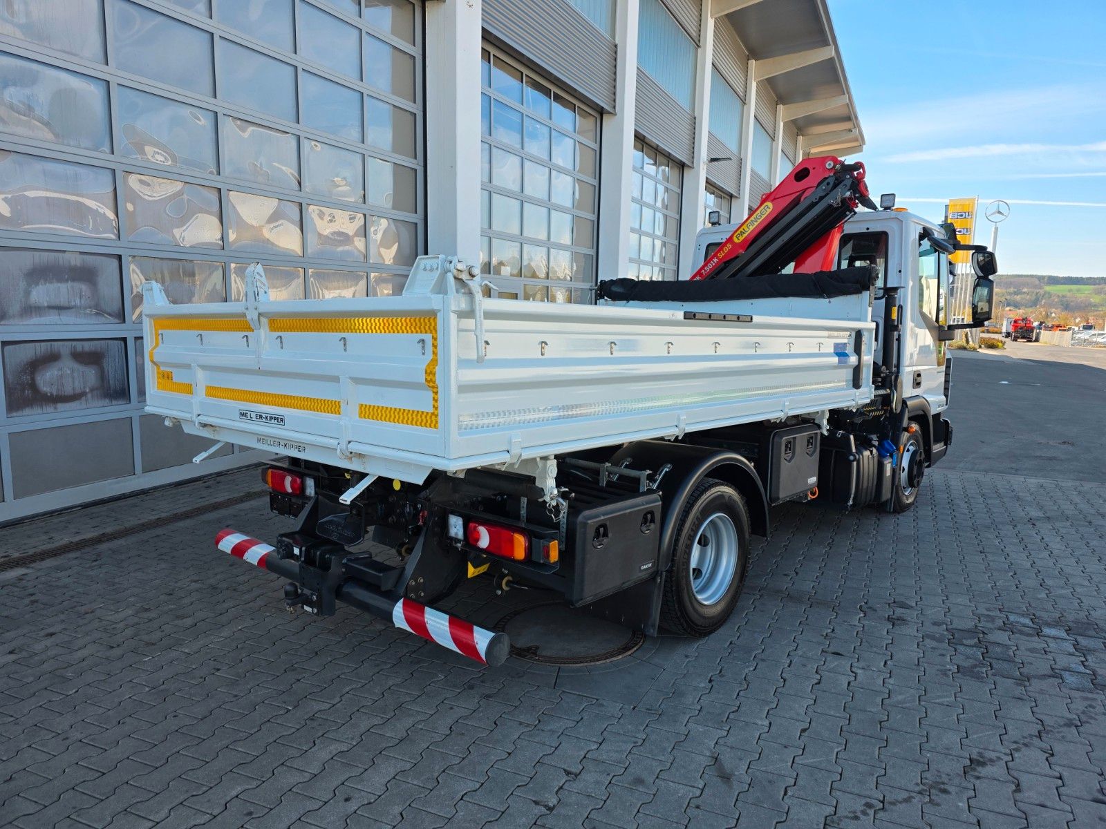 Fahrzeugabbildung Iveco Eurocargo ML80E22/P Palfinger PK 7.501 Funk 2AHK