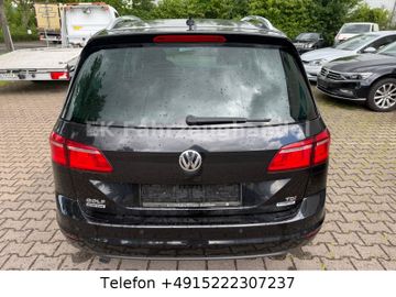Volkswagen Golf - 6
