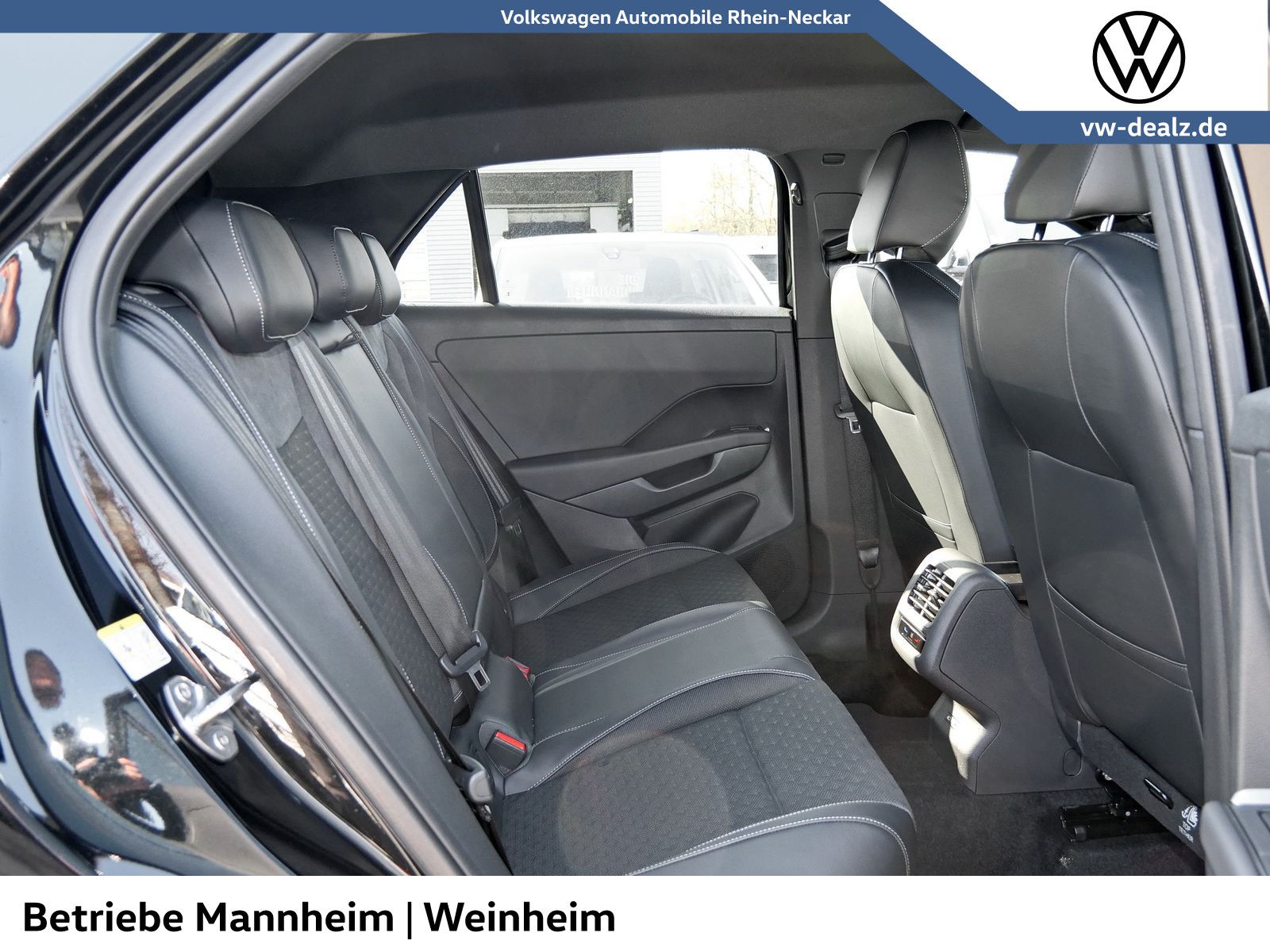 Volkswagen T-Roc - Bild 12