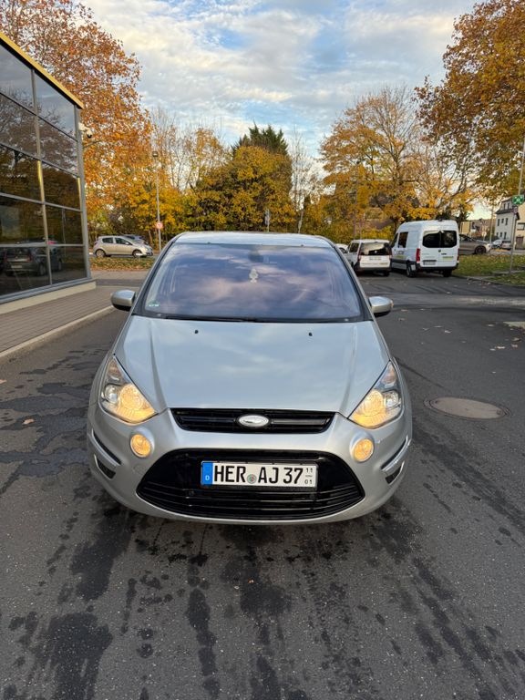 Image of Ford S-Max