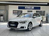 Audi A3 Sportback g-tron sport Navi Bi-Xenon Standh. - mit CNG-Antrieb: Limousine