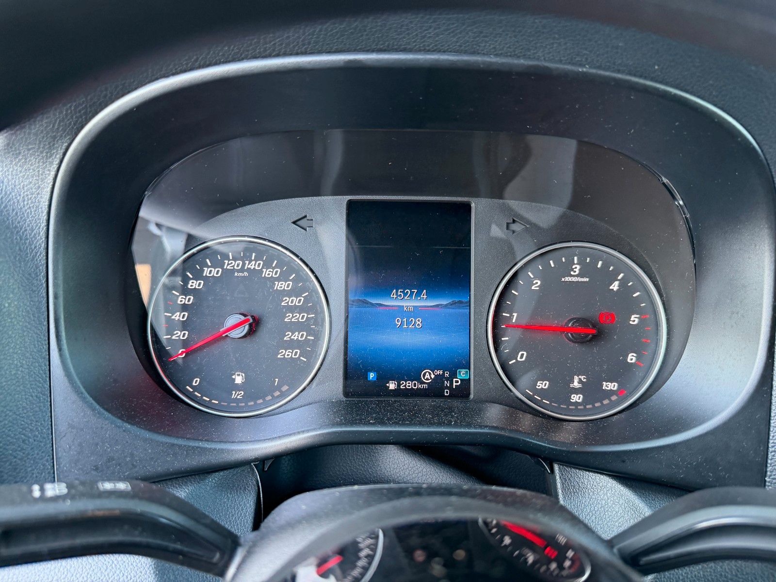 Fahrzeugabbildung Mercedes-Benz Vito 116 CDI 9G Klima Kamera SHZ