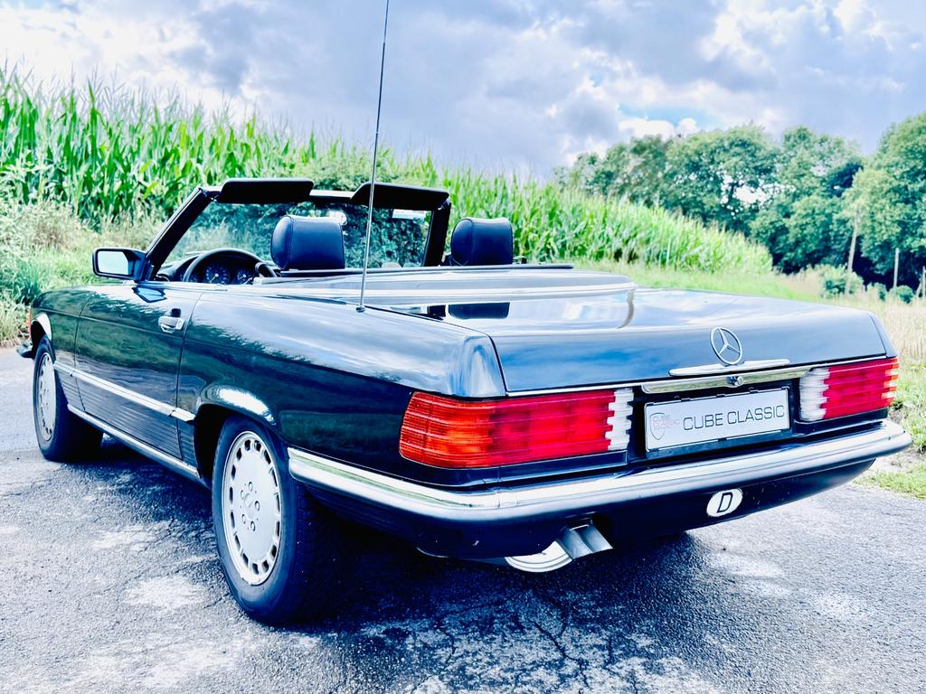 Mercedes-Benz SL 300