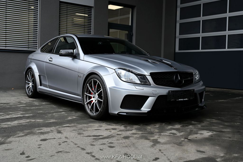 Mercedes-Benz C 63 AMG