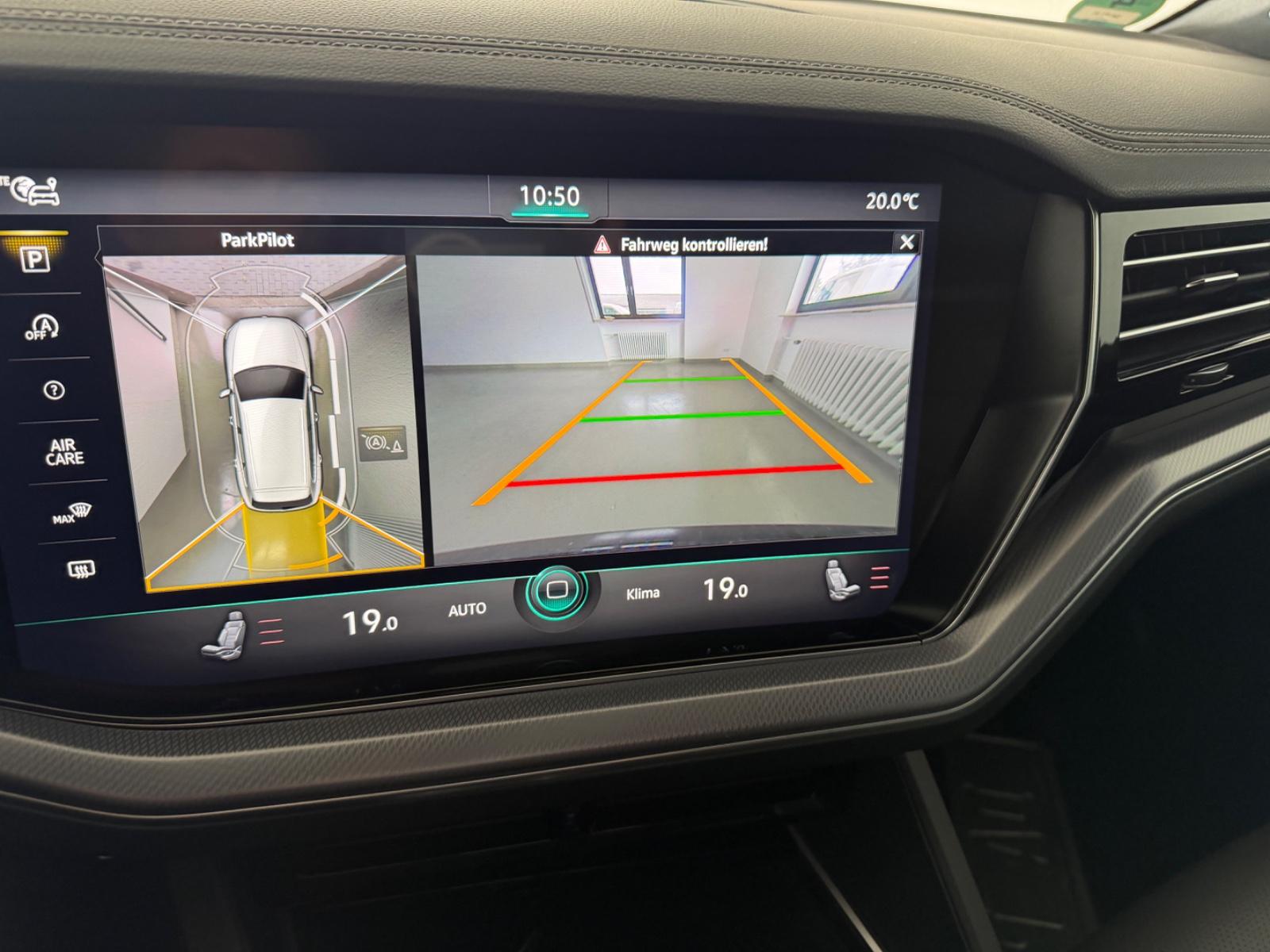 Volkswagen Touareg 3.0 TSI R-Line 4Motion Digital 360° LED