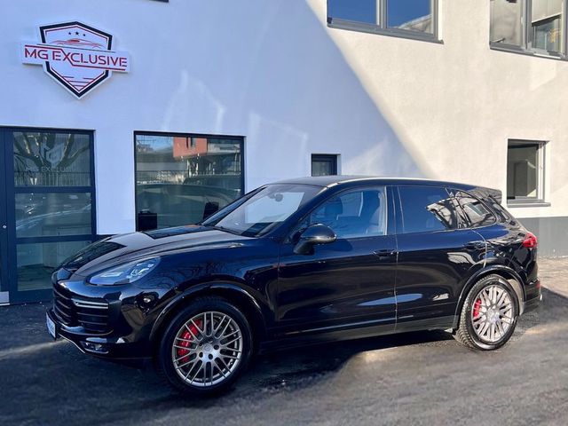 Porsche Cayenne Turbo LED/Panorama/AHK/Kamera