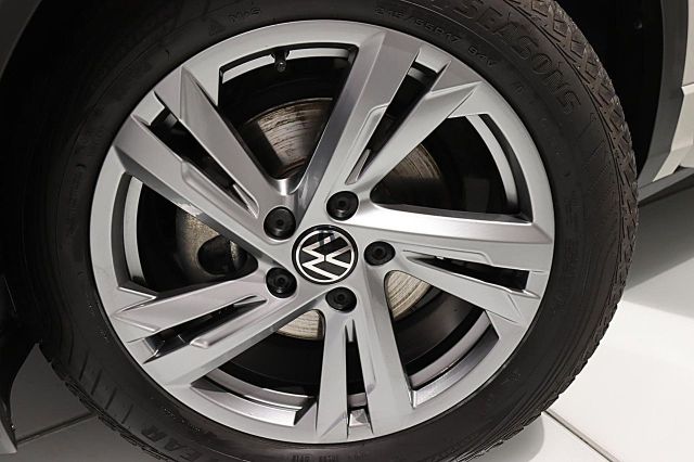 T-Roc 1.5 TSI DSG ACC R-Line BT AHK NSW SHZ