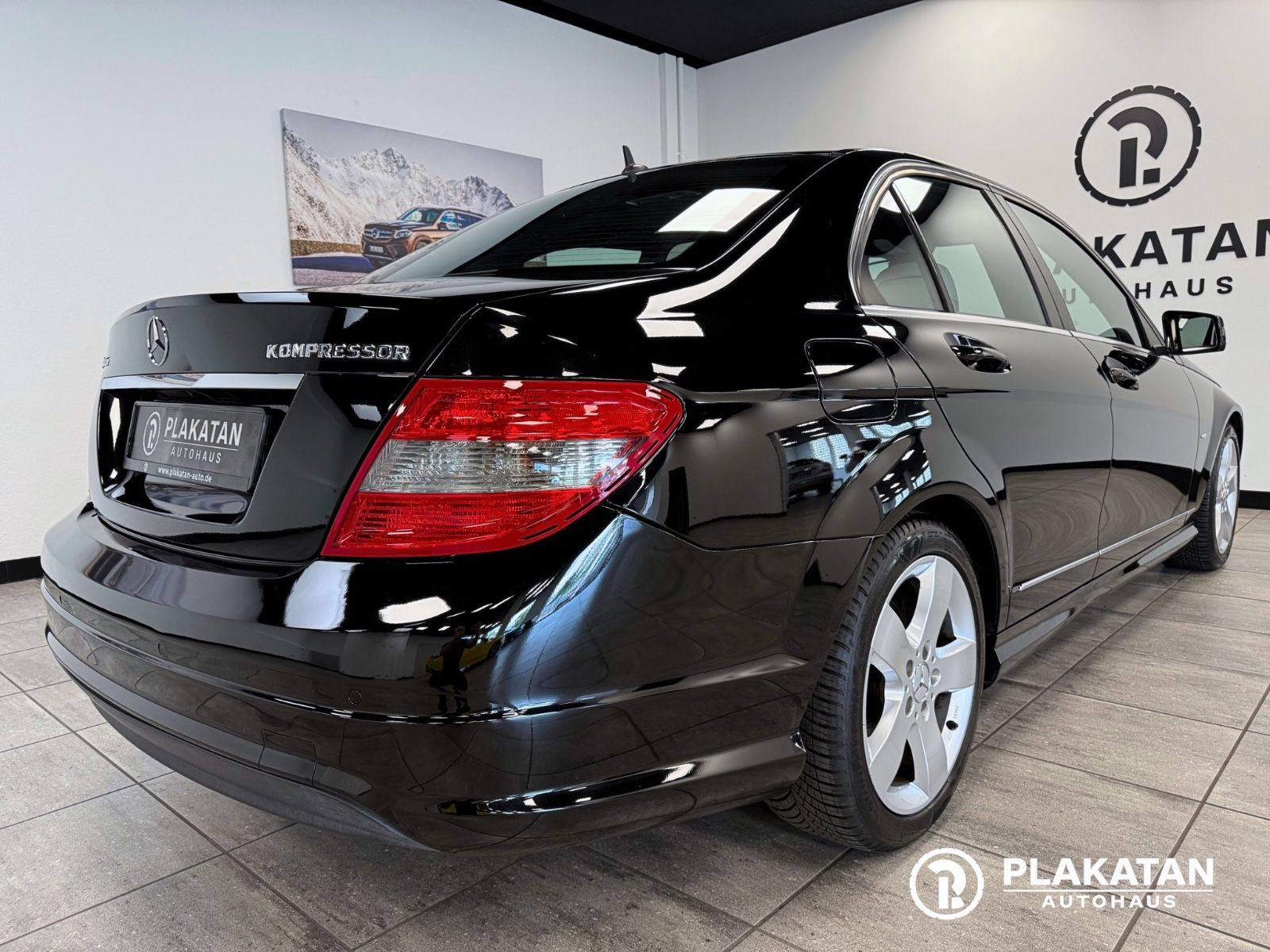 Fahrzeugabbildung Mercedes-Benz C 200 Kompressor AMG Paket Xenon Navi