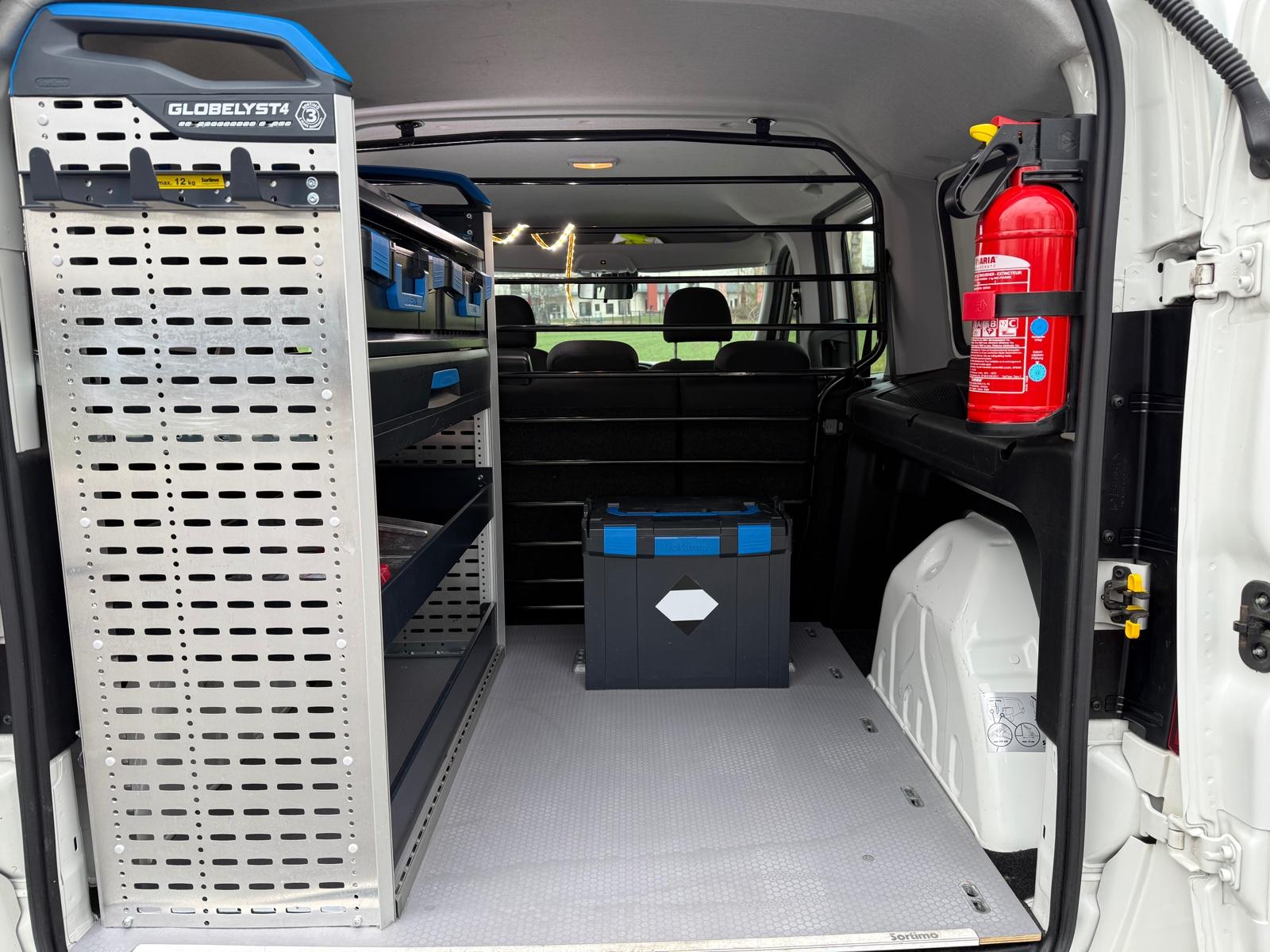 Fiat Doblo  SX Maxi Doppelkabine Regal Sortimo