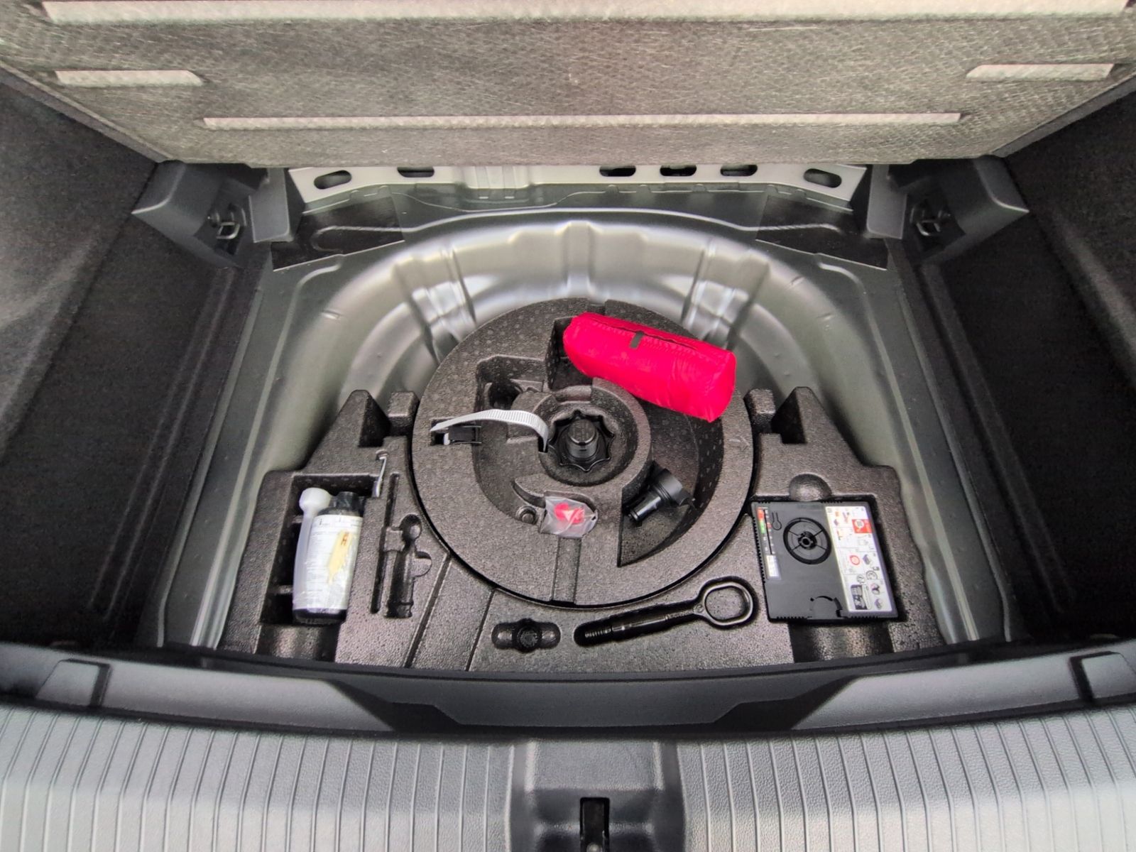 T-Roc 1.5 TSI DSG Goal AHK+NAVI+LED+PARK-ASSIST