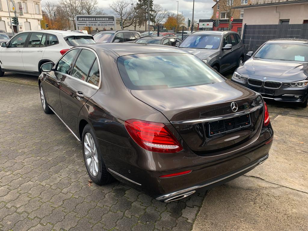Mercedes-Benz E 250