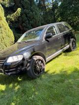 Volkswagen VW Tuareg V10 TDI - Volkswagen Touareg aus 2005: V10