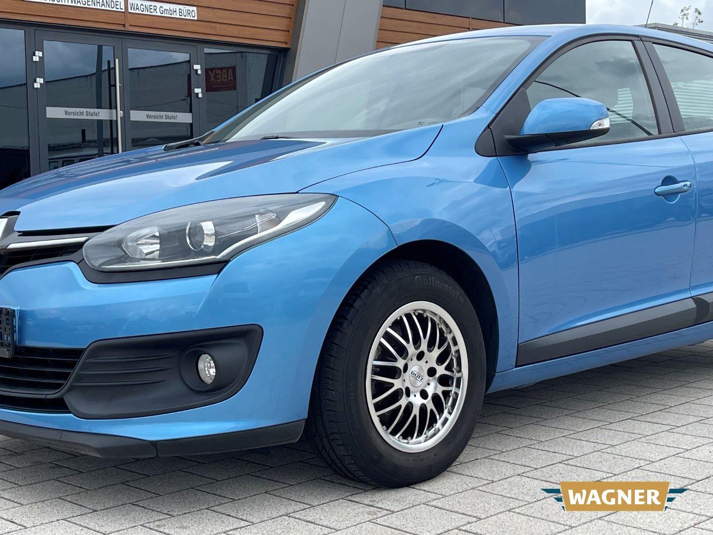 Fahrzeugabbildung Renault Megane III Authentique 1.6 16V 110