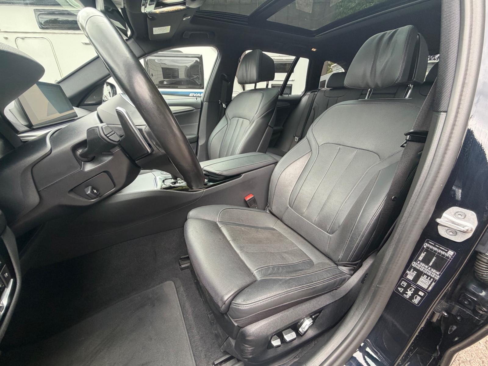 BMW 530d  Touring   M-Sport Performance  1-Hand