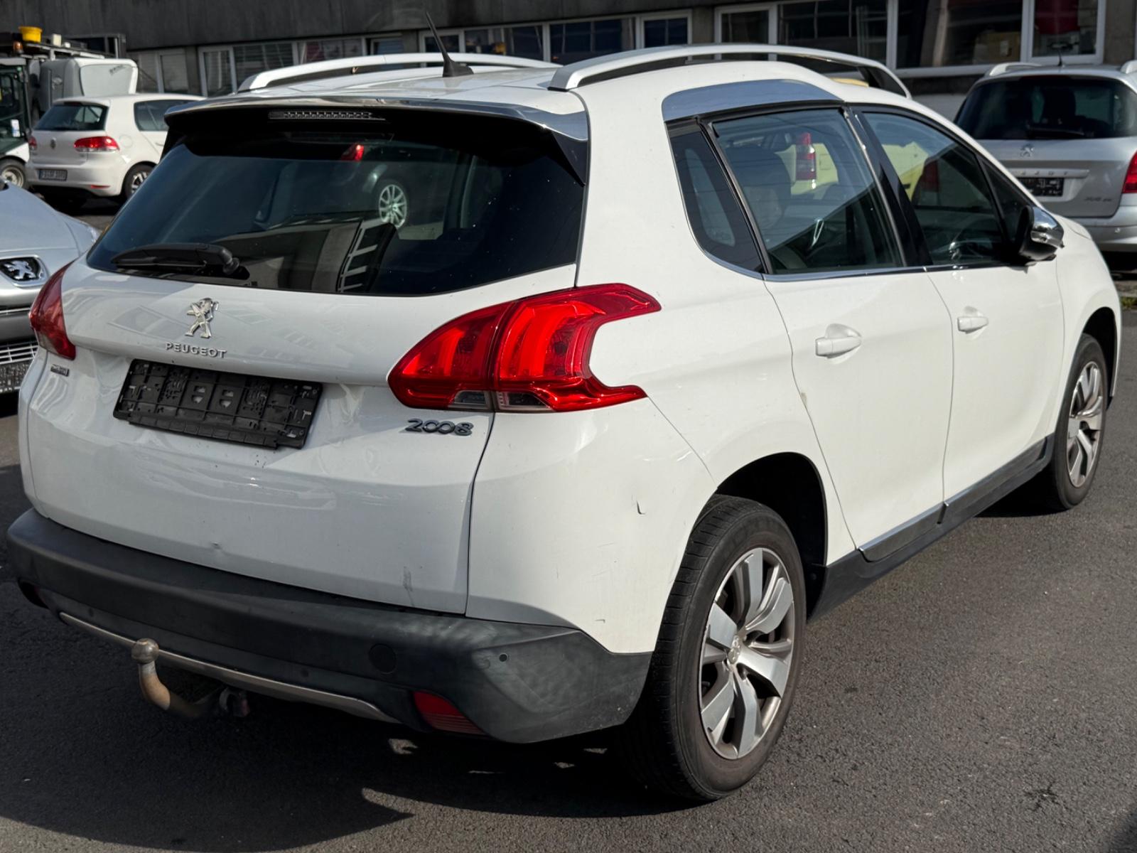 Peugeot 2008 2015 — photo 6