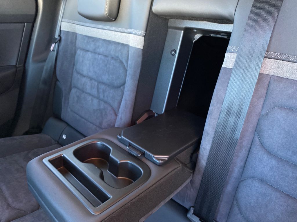 Fahrzeugabbildung Citroën C4 PureTech 130 S&S EAT8 MAX *Kälte-Paket*