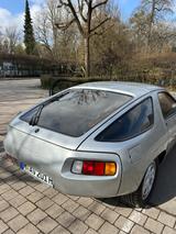 Porsche 928 aus Sammlung  - Porsche 928 mit Benzin-Antrieb: Coupe, Schaltgetriebe