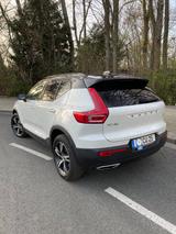 Volvo XC40 D4 AWD R Design Geartronic R Design Pano  - Volvo XC40 in Essen