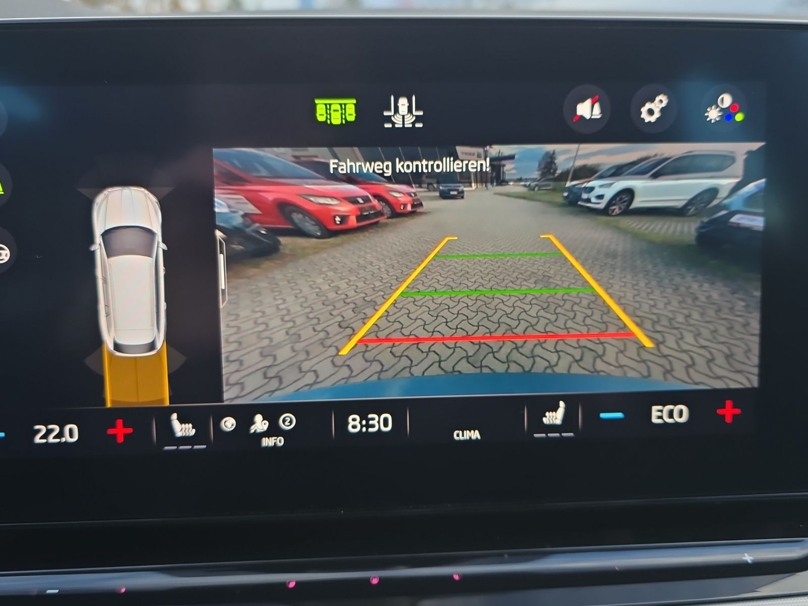 Fahrzeugabbildung SKODA Octavia Combi First Edition iV 1.4 ACC KAMERA LE