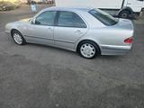 Mercedes-Benz Mercedes E-240 Benzin Limousine w210 1*Han... - gebrauchte Mercedes-Benz E 240 aus dem Jahr 2001