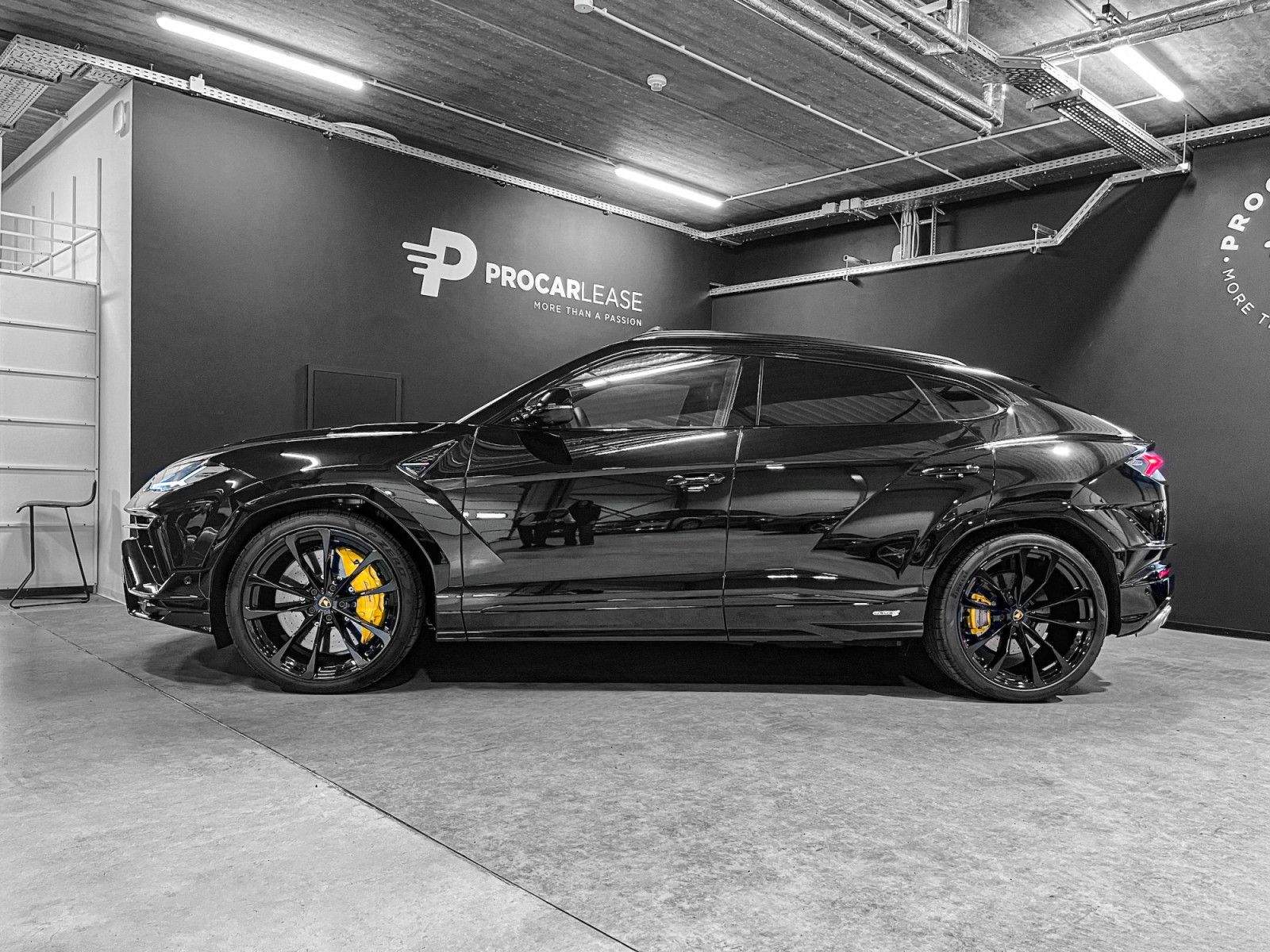Lamborghini Urus URUS S /AKRAPOVIC/B&O 3d/23//PANO/XPEL/MY24 imagem 3