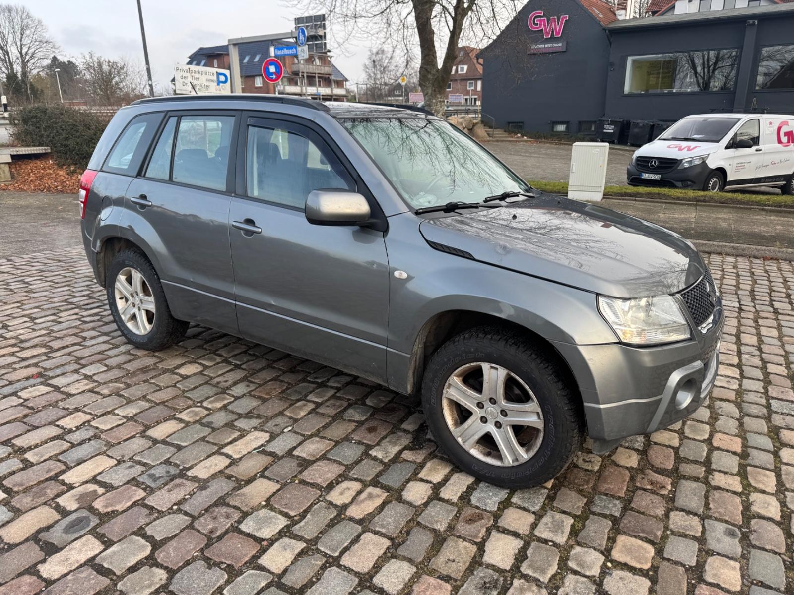 Suzuki Grand Vitara 2.0 L