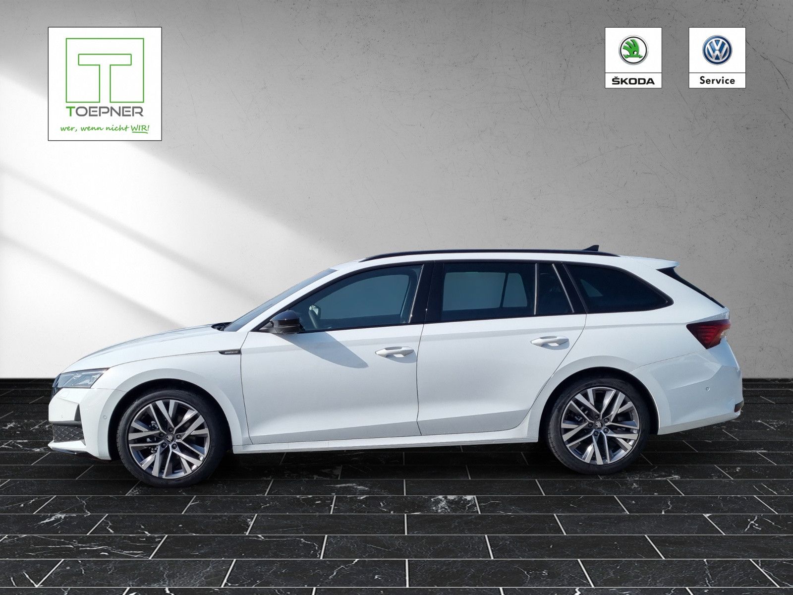Fahrzeugabbildung SKODA Octavia Combi Sportline AHK PANO STANDHEIZUNG