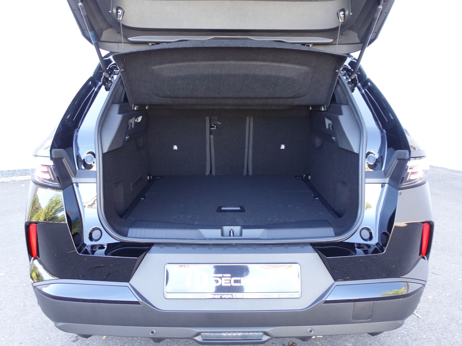 Fahrzeugabbildung Opel Grandland GS, Head Up, LED, PP, Navi, RFK