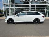 Skoda Superb Combi 2.0 TDI SportLine 4x4 /Bi-Xenon/ - Skoda Superb aus 2016 mit Diesel-Antrieb: Kombi