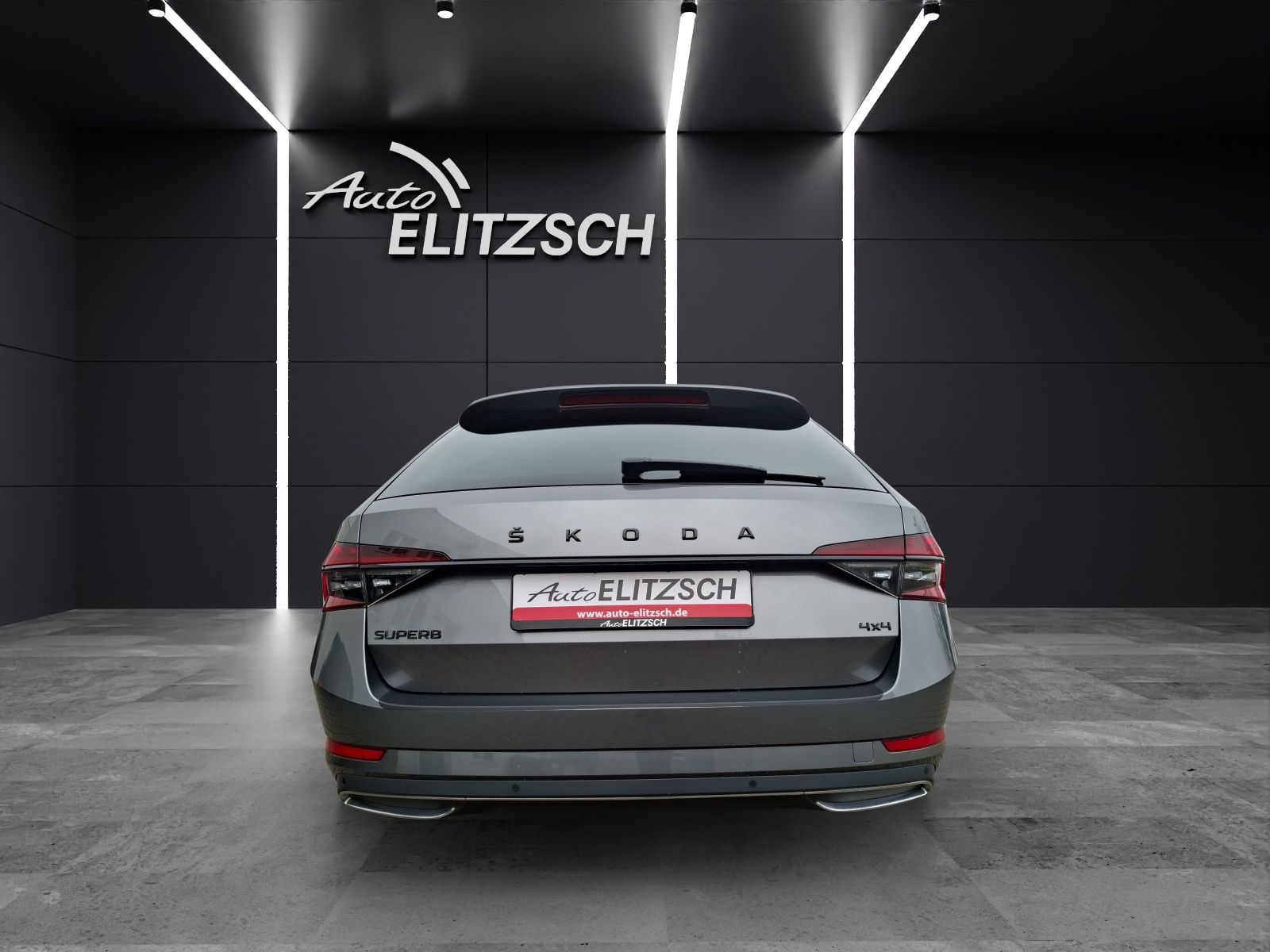 Fahrzeugabbildung SKODA Superb Combi TDI Sportline DSG 4x4 Matrix Navi A