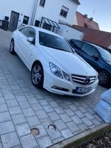 Mercedes-Benz E 350 Coupé E 350 CDI BlueEFFICIENCY ELEGANC... - Mercedes-Benz E 350: Coupe, Cdi