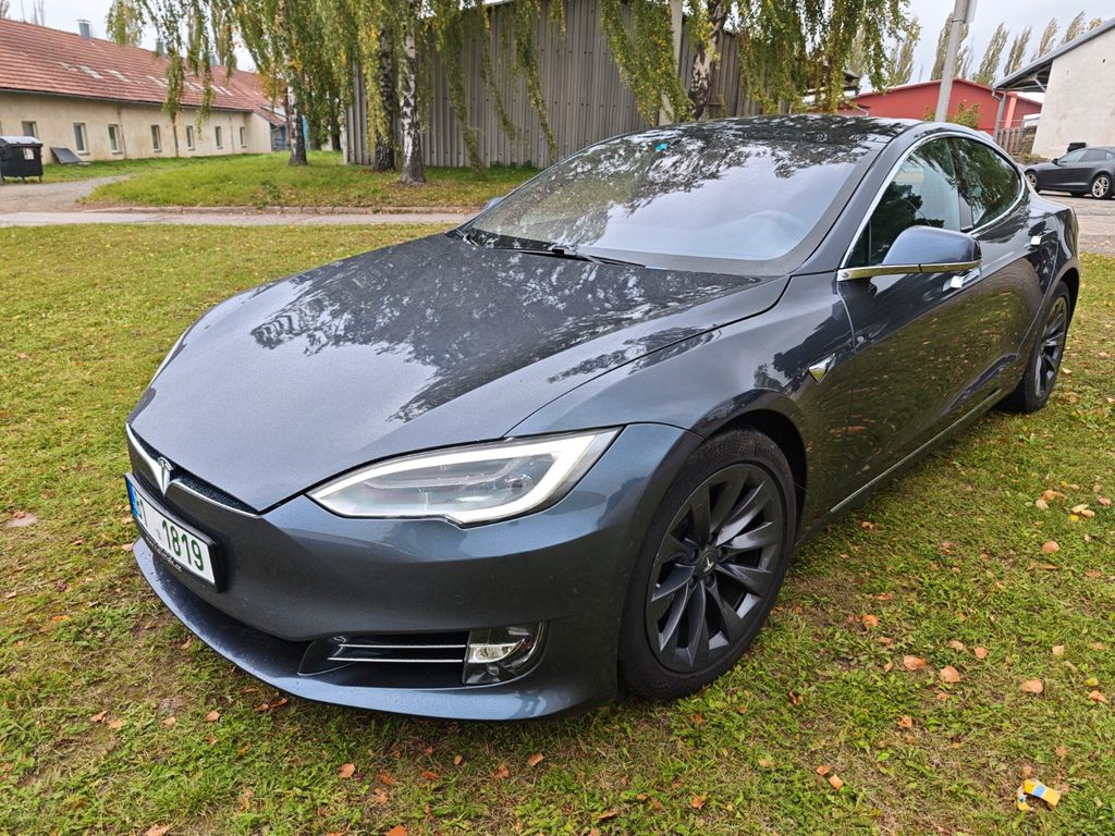 Tesla Model S