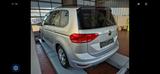 Volkswagen Touran KEYLESS COCKPIT STANDHEIZUNG NAVI - Volkswagen Touran mit Diesel-Antrieb: Standheizung