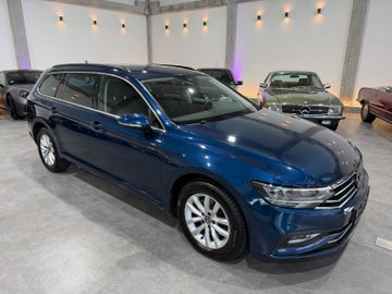 Volkswagen Passat Variant - 4