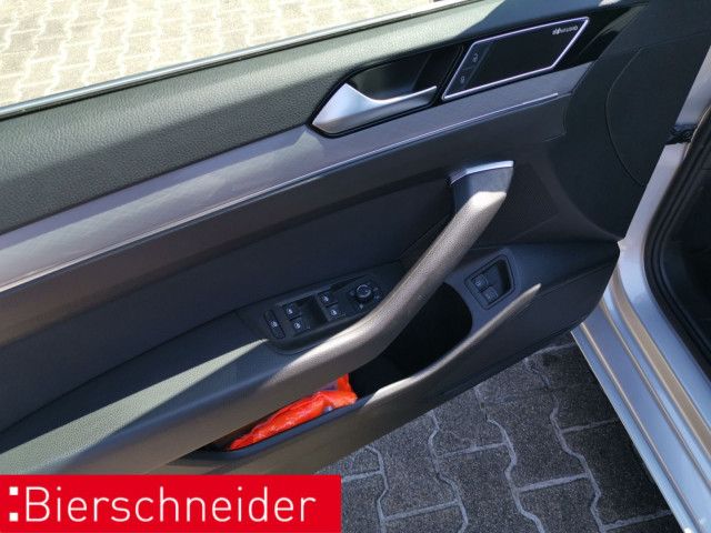 Volkswagen Passat Variant - Bild 9