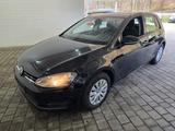 Volkswagen Golf VII Lim. Trendline BMT*AHK*KLIMA* - gebrauchte Kleinwagen in Bayreuth