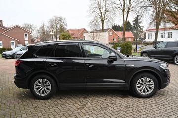 Volkswagen Touareg - 7