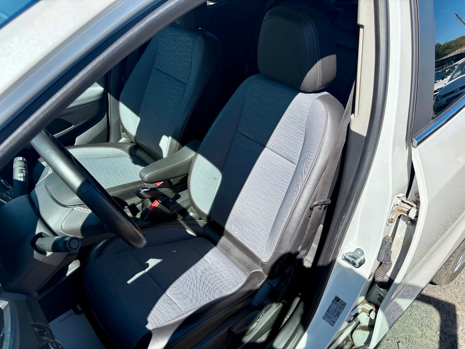 Fahrzeugabbildung Opel Mokka Innova ecoFlex 4x4 Navi Xenon Leder Kamera